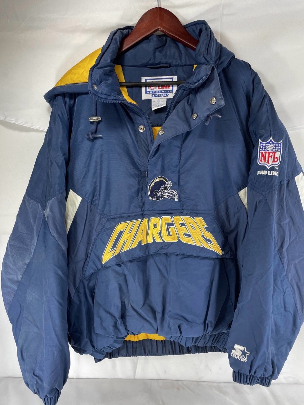 Vintage NFL 90’s San Diego Chargers Starter Pro Line Pullover Jacket Size XL